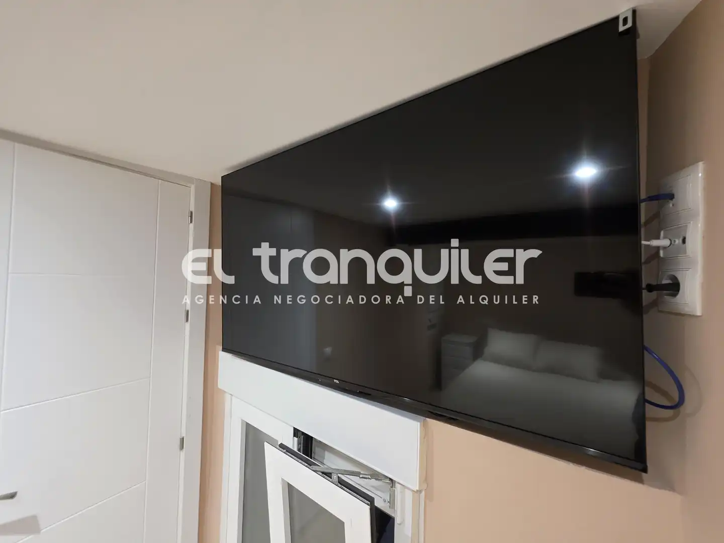 Living room of Duplexes for rent in Madrid  with Furnished and Washing machine