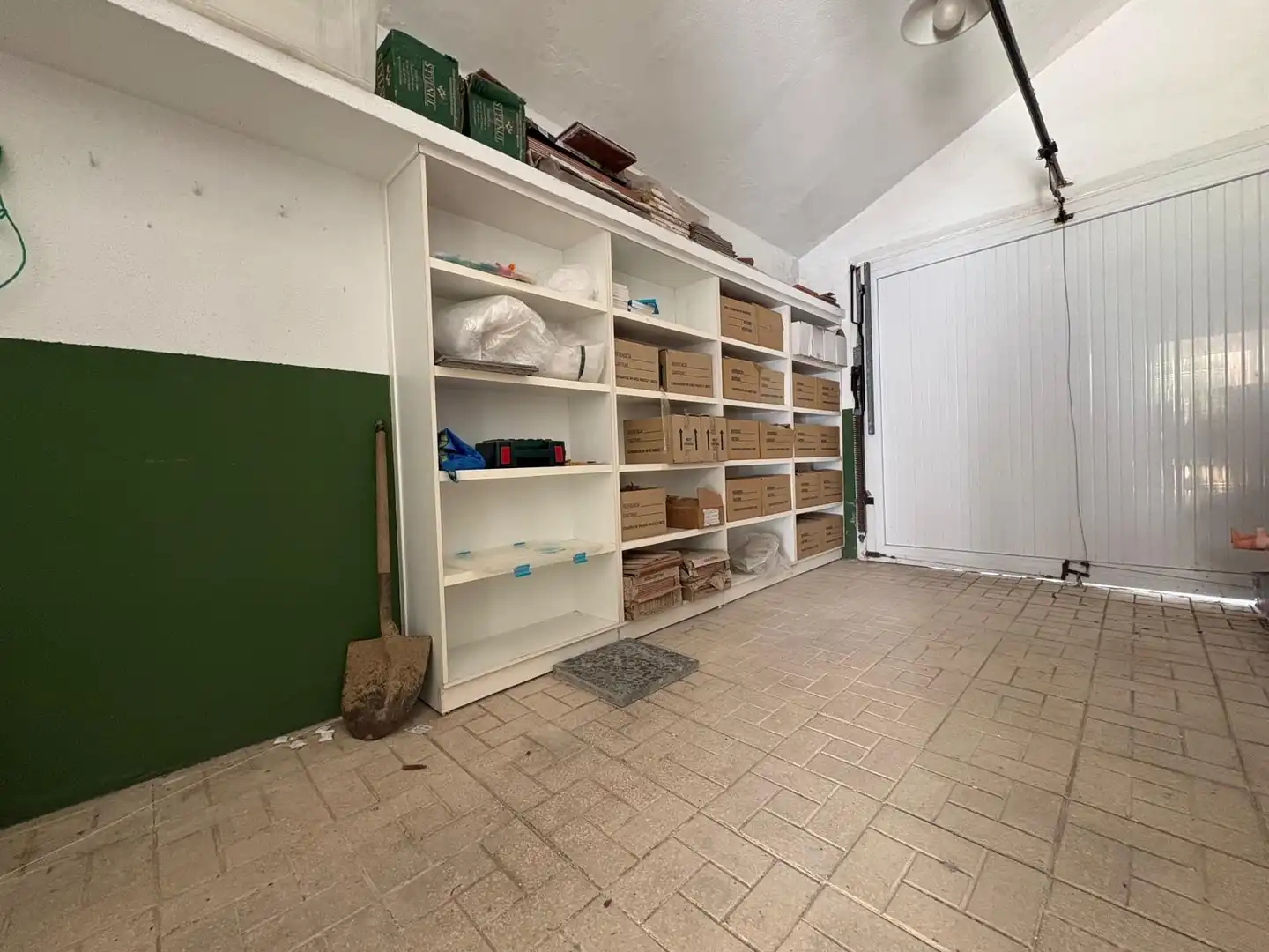 Houses for sale in Algeciras  with Air Conditioner, Private garden and Terrace