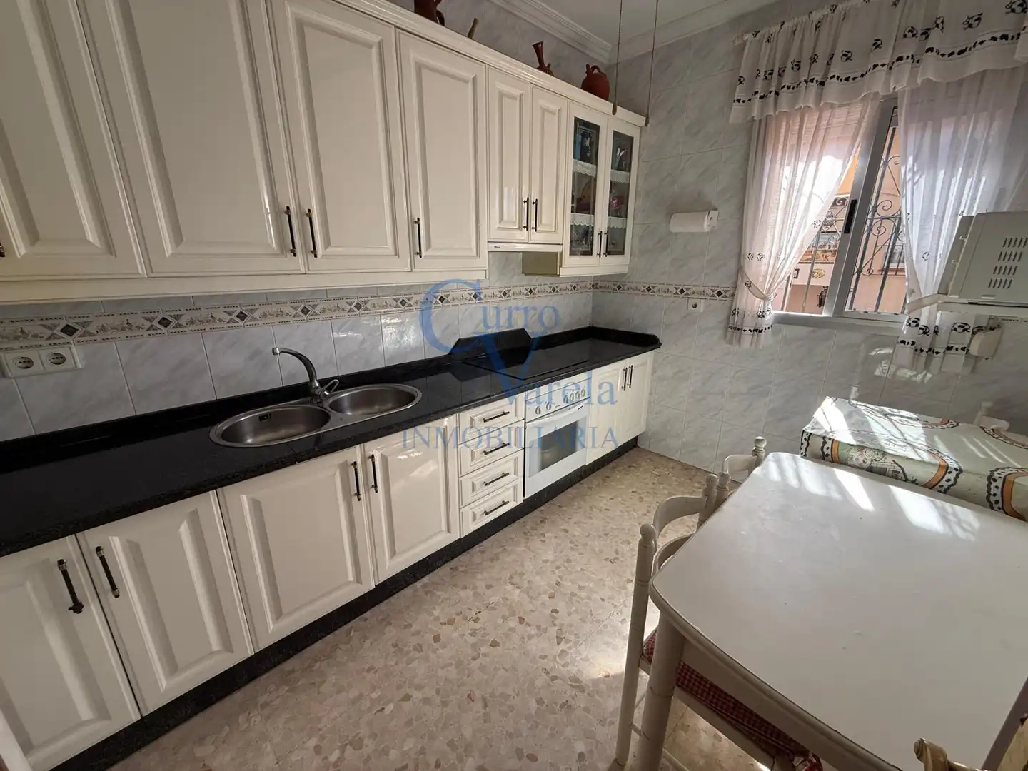 Cuina de Casa o xalet en venda en Dos Hermanas amb Aire condicionat, Calefacció i Terrassa