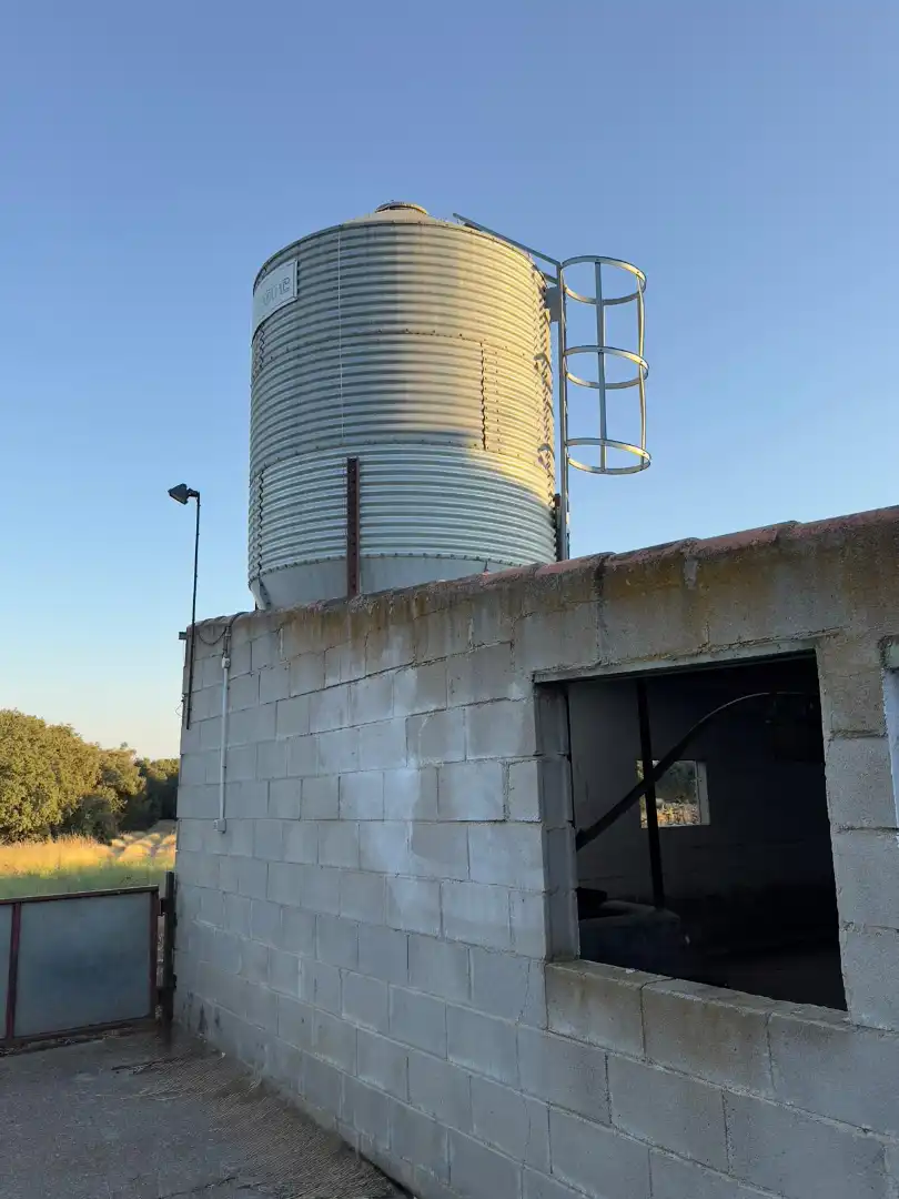Vista exterior de Terreno en venta en La Orbada 