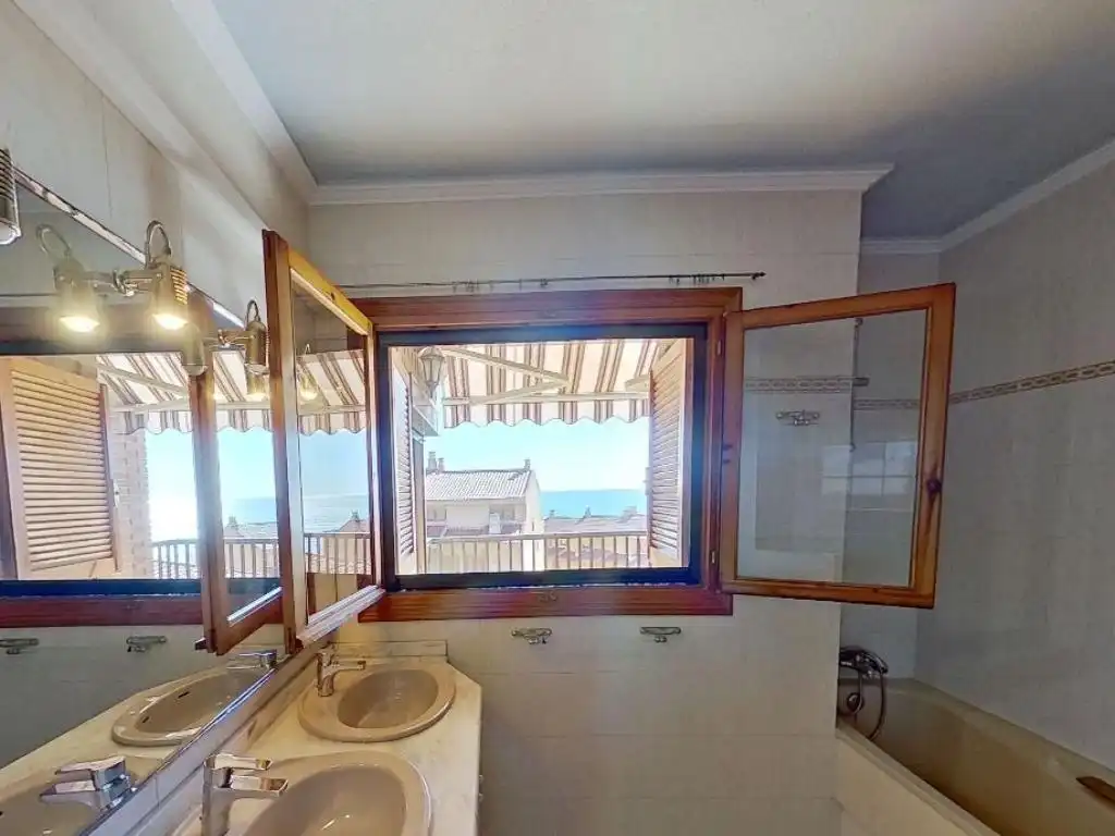 Reihenhaus mit Pool zum Verkauf in Calle de la Salpa, imagen 20