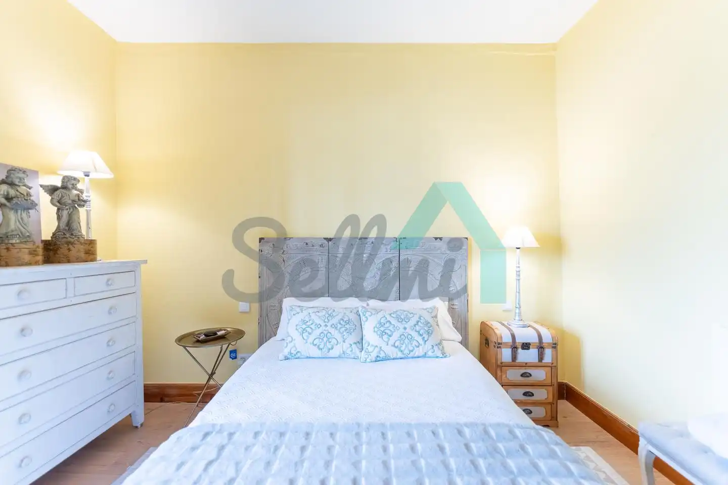 Habitación de Piso en venta en Muros de Nalón con Calefacción y Parquet