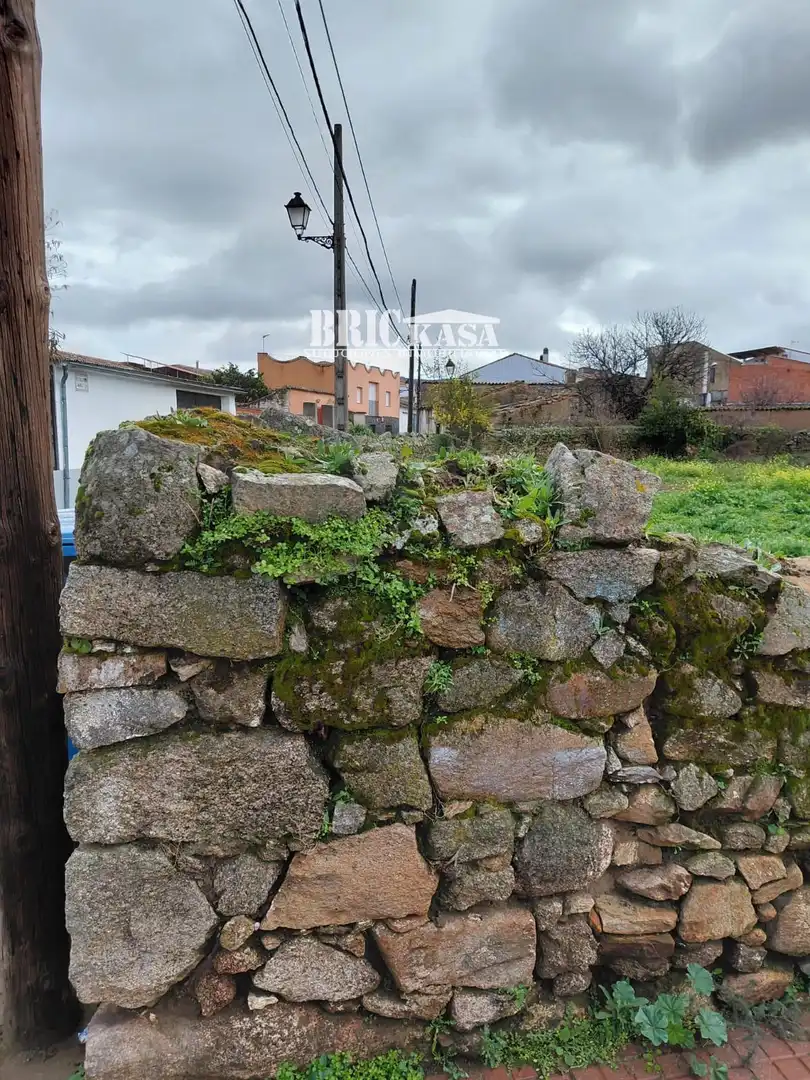 Terreno en venta en Zarza de Montánchez