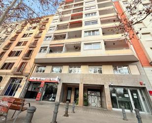 Exterior view of Premises for sale in  Barcelona Capital  with Air Conditioner