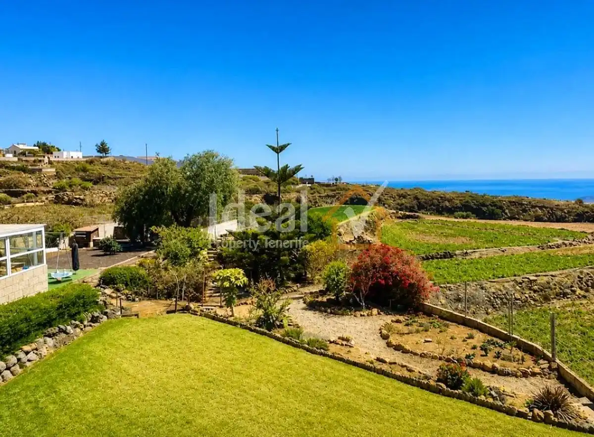 Casa amb piscina en venda a San Miguel, imagen 2