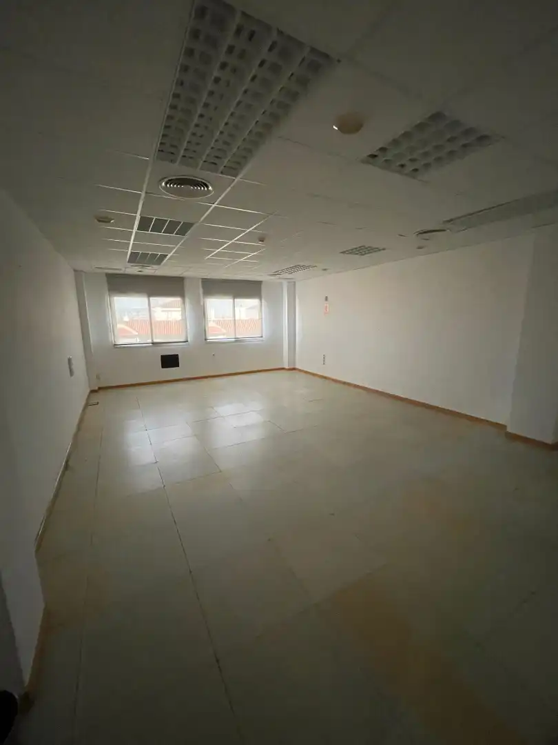 Office space with lift to rent in Avenida de Emilio Lemos 2, imagen 4