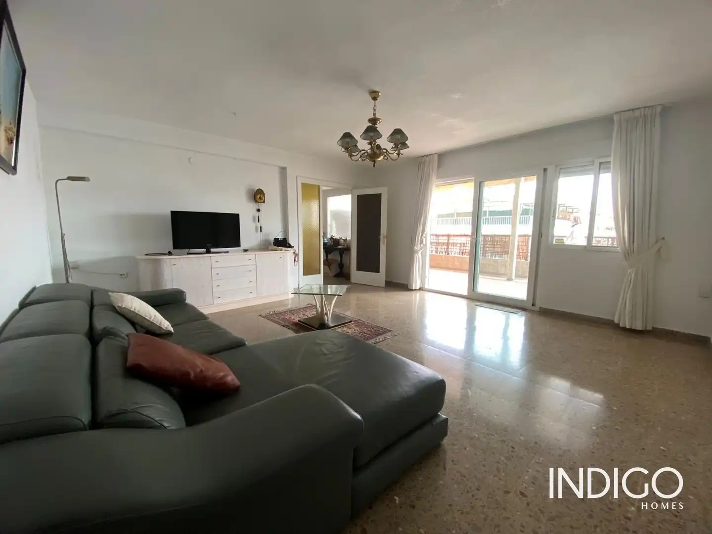 Sala de estar de Ático en venta en Alicante / Alacant con Calefacción, Terraza y Amueblado
