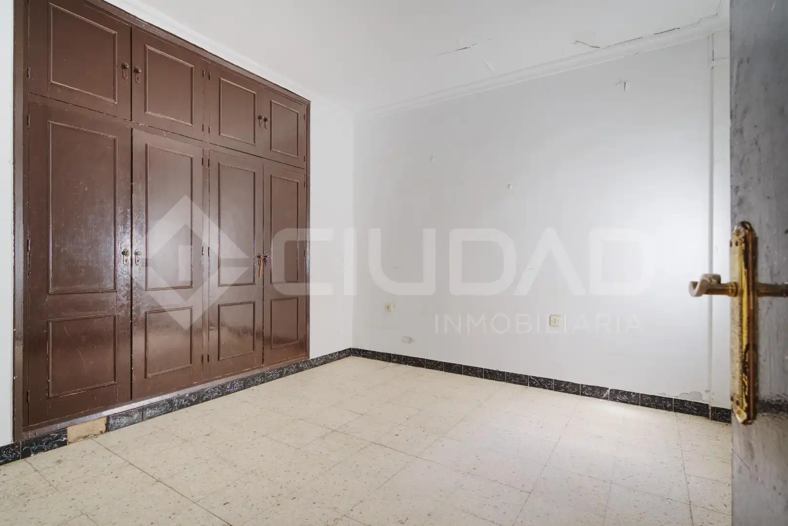 Habitación de Piso en venta en La Puebla del Río