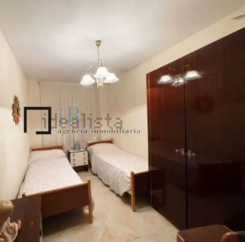 Habitación de Finca rústica en venta en Los Navalucillos con Calefacción, Terraza y Trastero