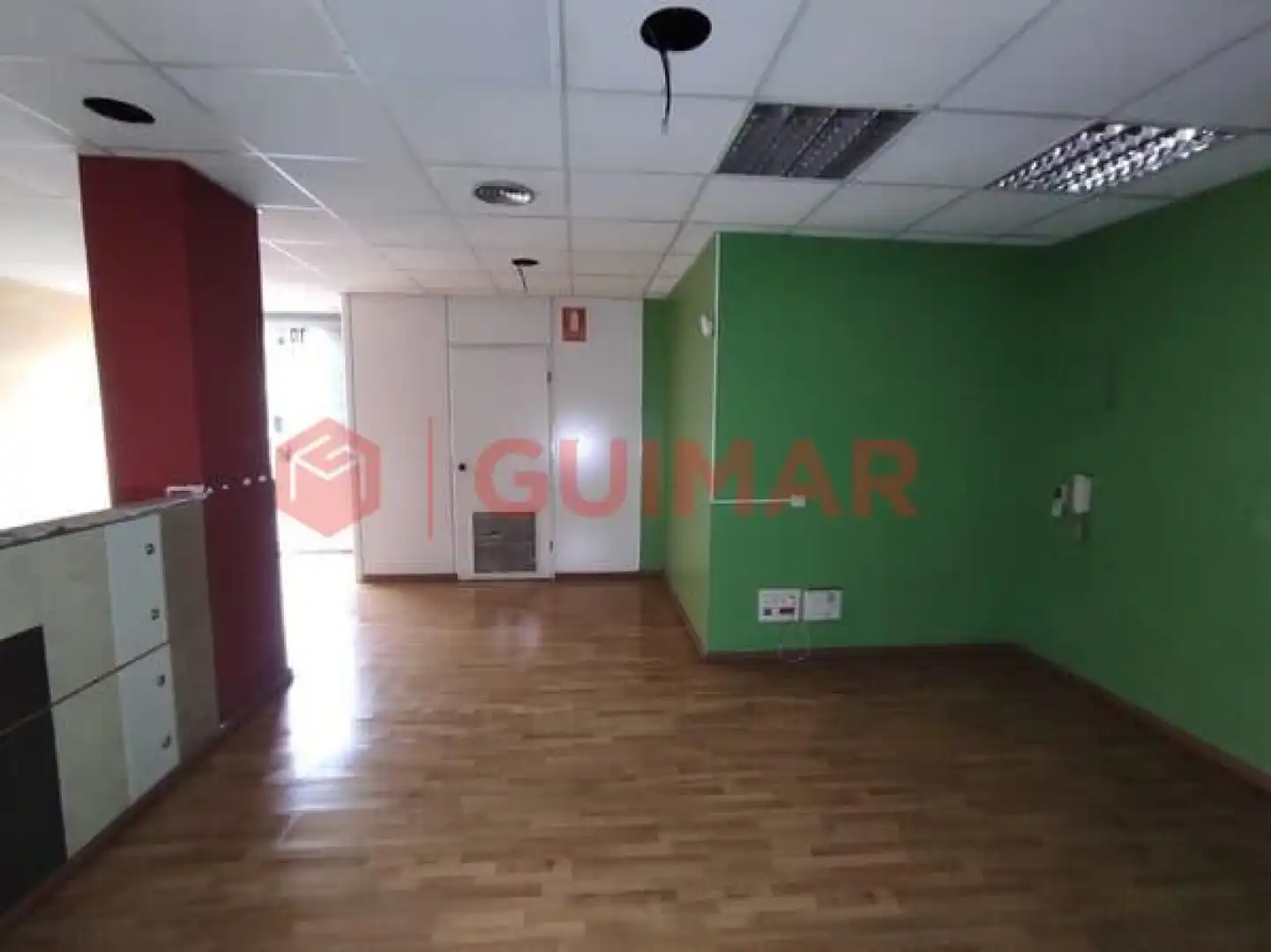Local comercial en venta en Sant Joan Despí - Calle JOSEP TRUETA, imagen 2