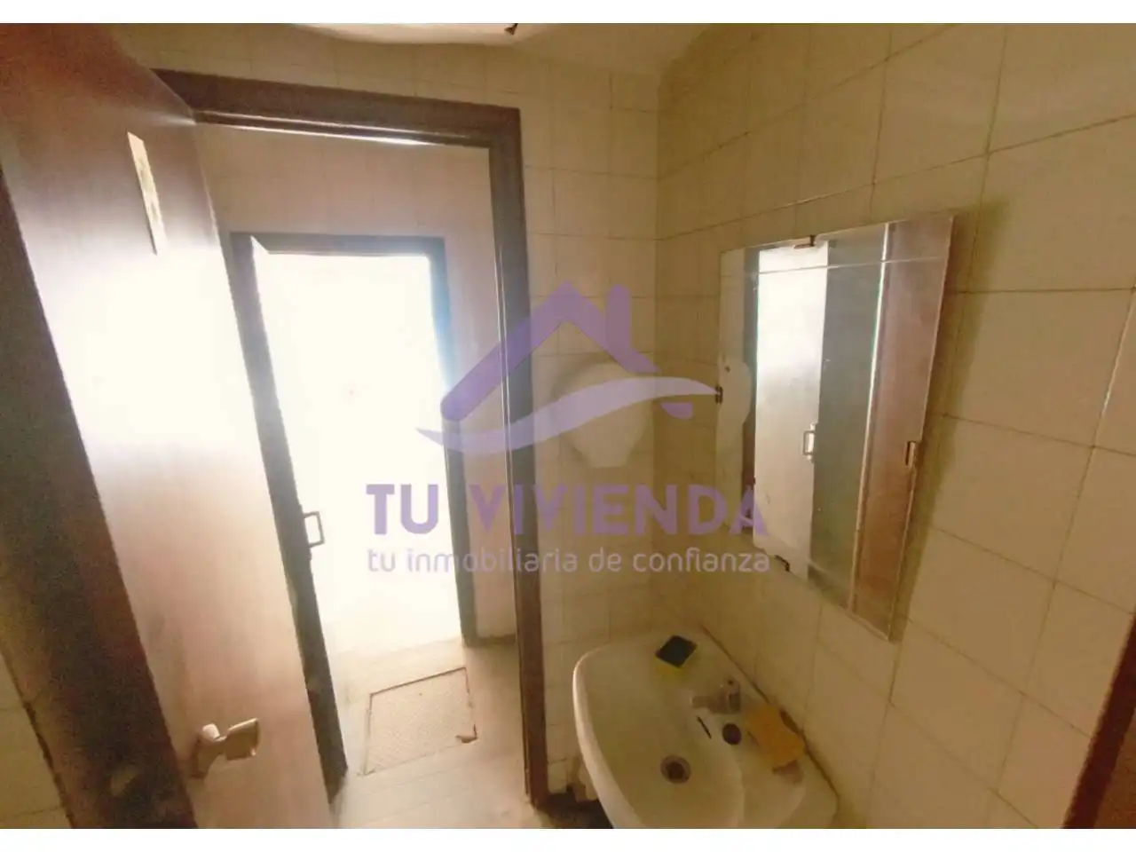 Badezimmer von Geschaftsraum zur Miete in Valladolid