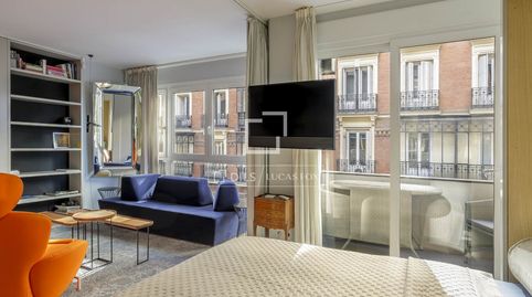 Piso exterior de 1 dormitorio en venta en Jerónimos, a pocos pasos del Retiro, Madrid, image 4