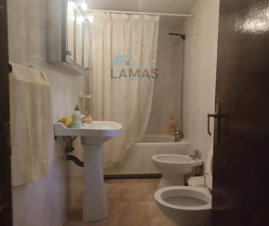 Bany de Casa o xalet en venda en Valdelacasa de Tajo