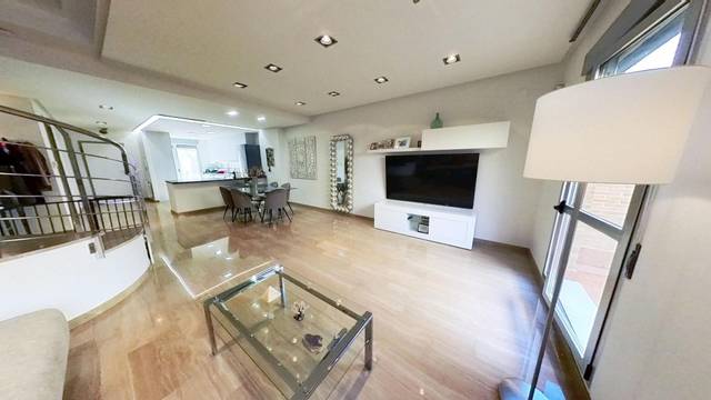 Casa adosada en Venta en Picanya