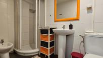 Bathroom of Flat for sale in Benidorm  with Air Conditioner and Terrace