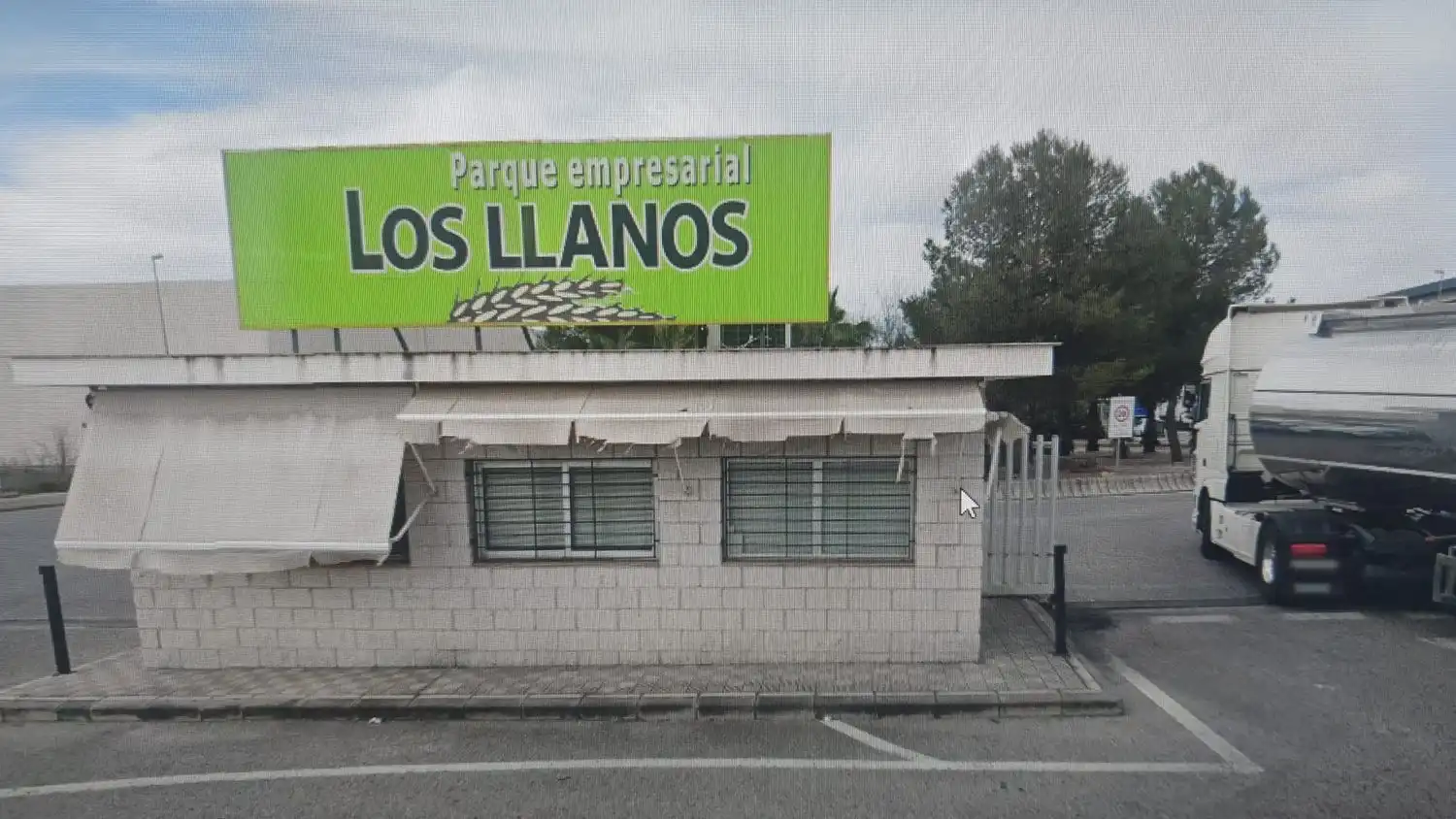 Vista exterior de Terreno industrial en venta en Salteras