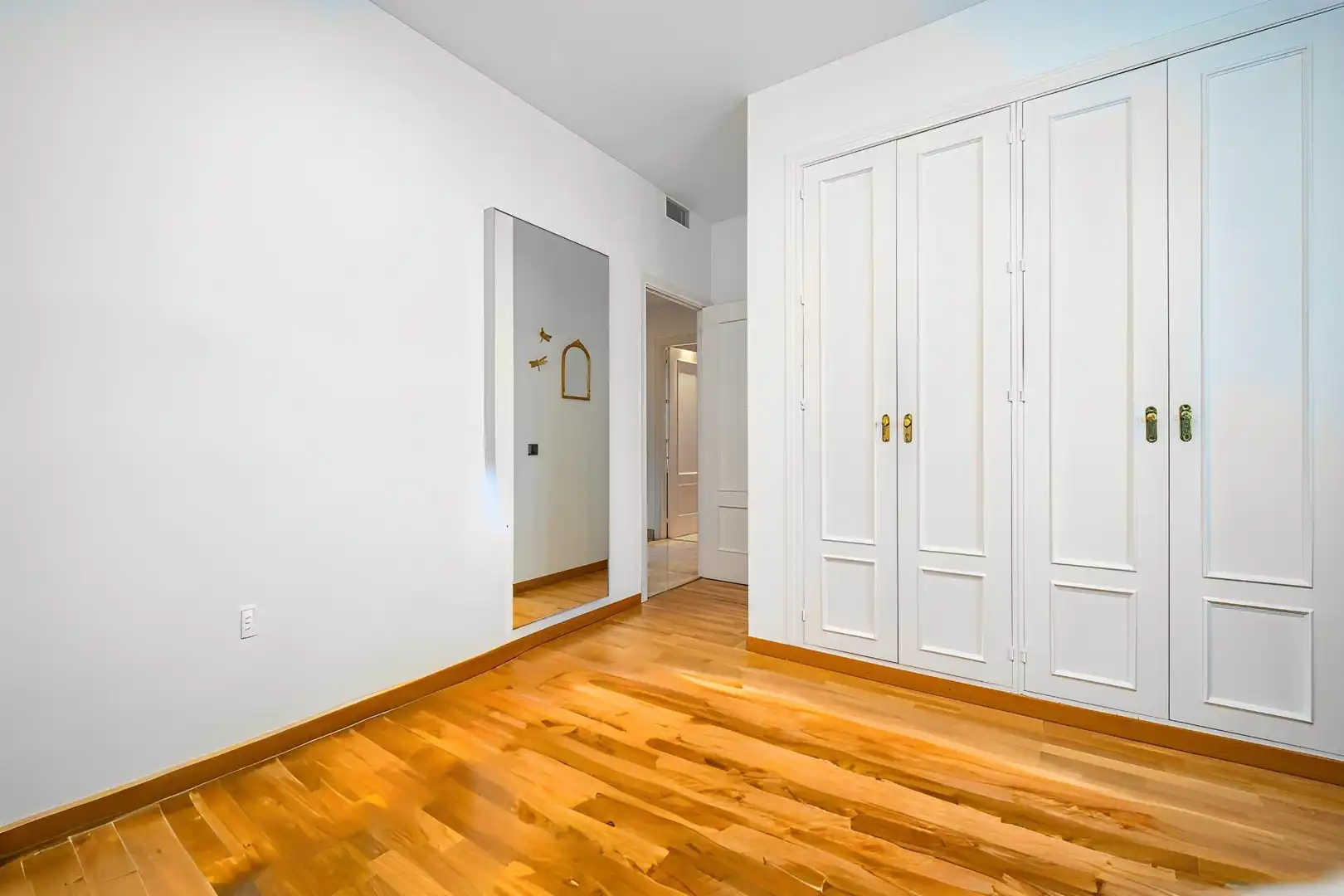 Habitación de Casa o chalet de alquiler en Pozuelo de Alarcón con Calefacción, Jardín privado y Terraza