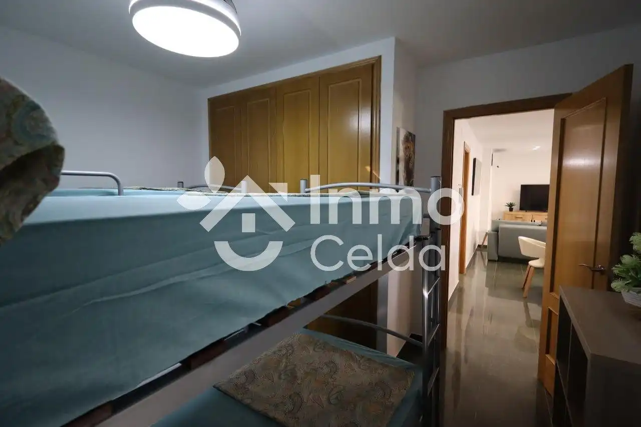 Casa adosada en venta en Chiva con Aire acondicionado, Calefacción y Terraza