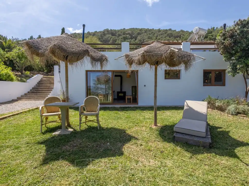 Garden of Houses for sale in Santa Eulària des Riu  with Air Conditioner, Terrace and TV