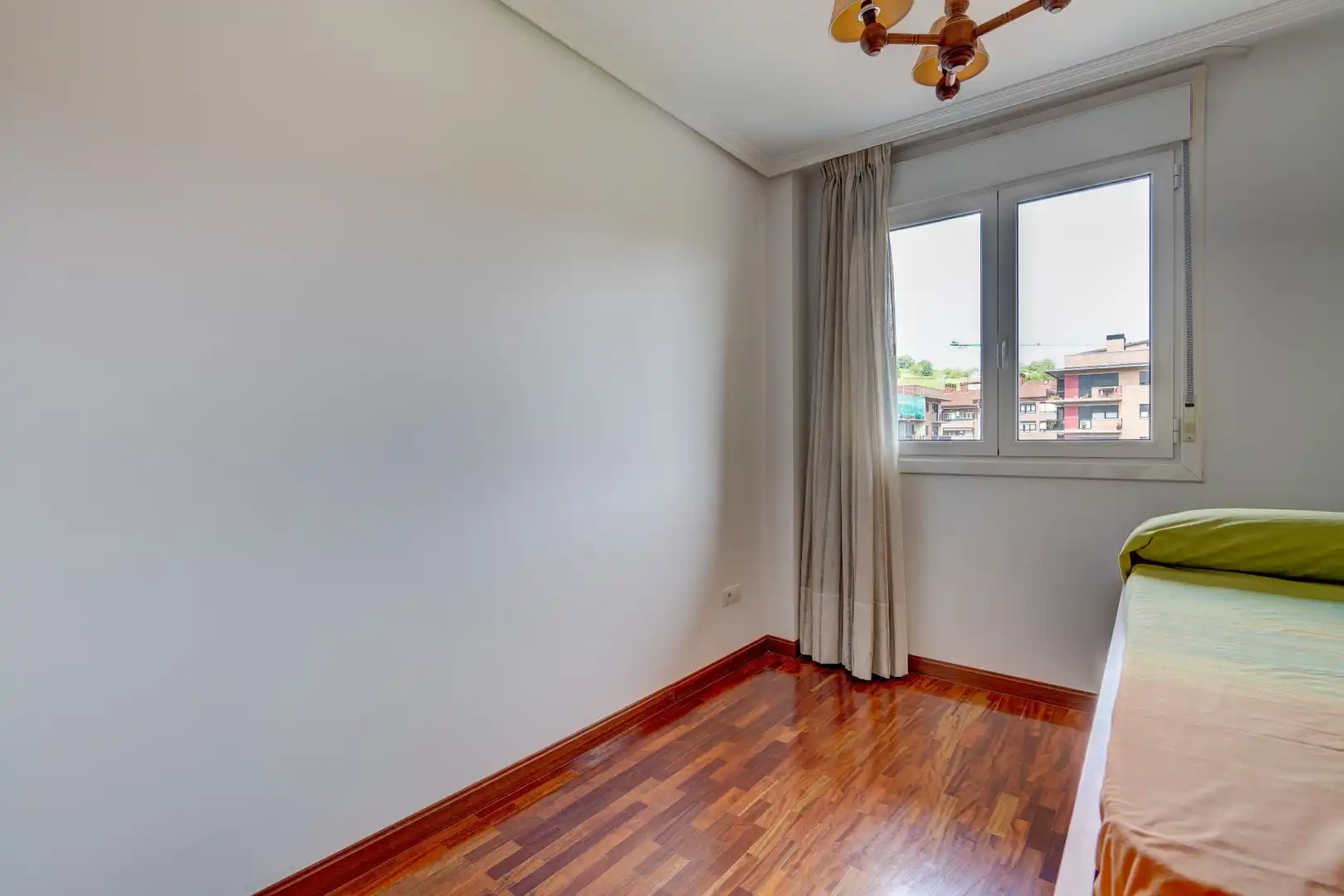Habitación de Piso en venta en Urnieta con Calefacción, Terraza y Trastero