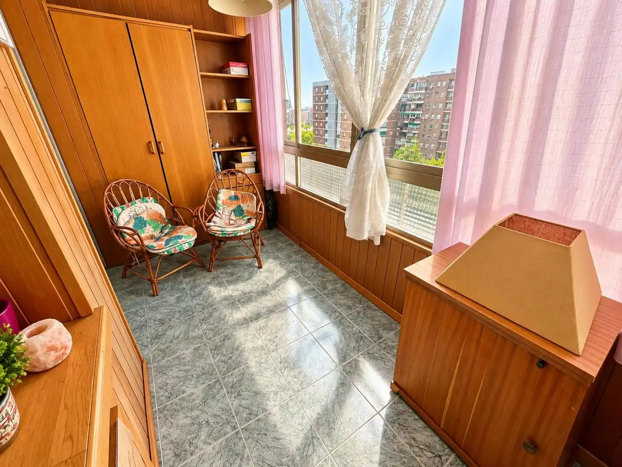 Habitación de Piso en venta en Madrid con Calefacción, Parquet y Terraza