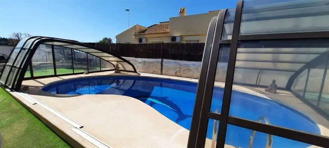 Piscina de Casa o xalet en venda en Mazarrón amb Aire condicionat, Calefacció i Jardí privat