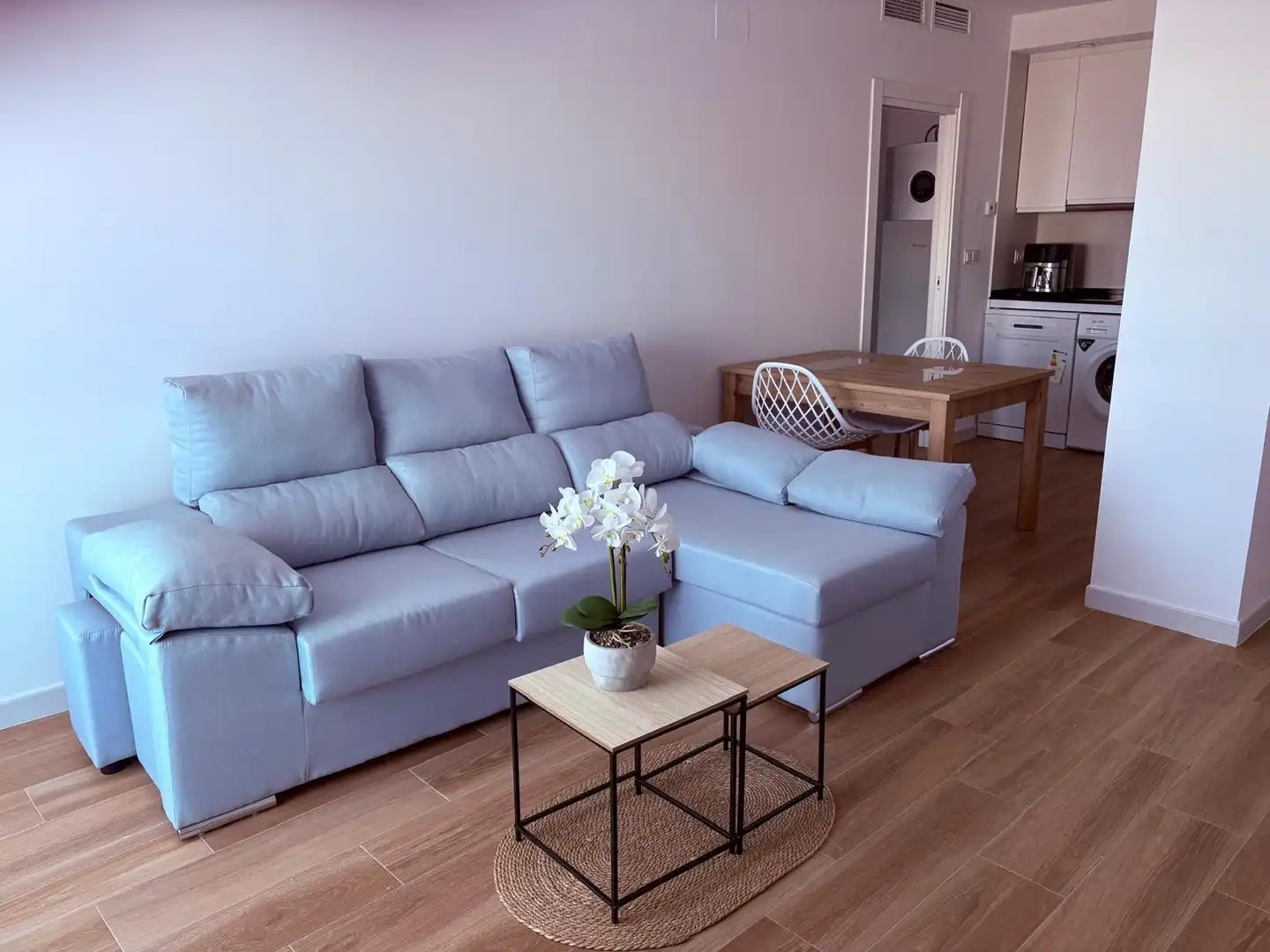 Apartment with terrace to rent in Avenida Elvas, imagen 4