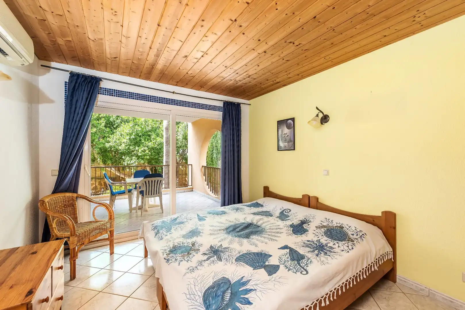 Dormitori de Apartament en venda en Artà amb Aire condicionat, Terrassa i Moblat