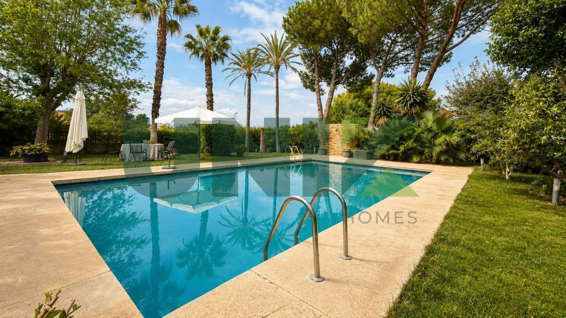 Piscina de Casa o chalet en venta en Petrer con Aire acondicionado, Calefacción y Jardín privado