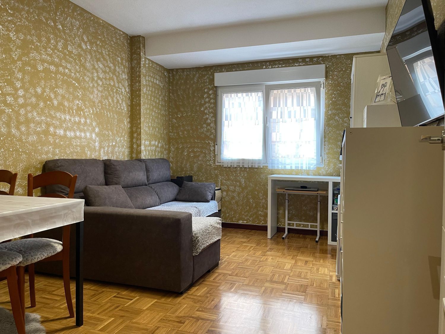 Living room of Flat for sale in Gijón   with Heating and Swimming Pool