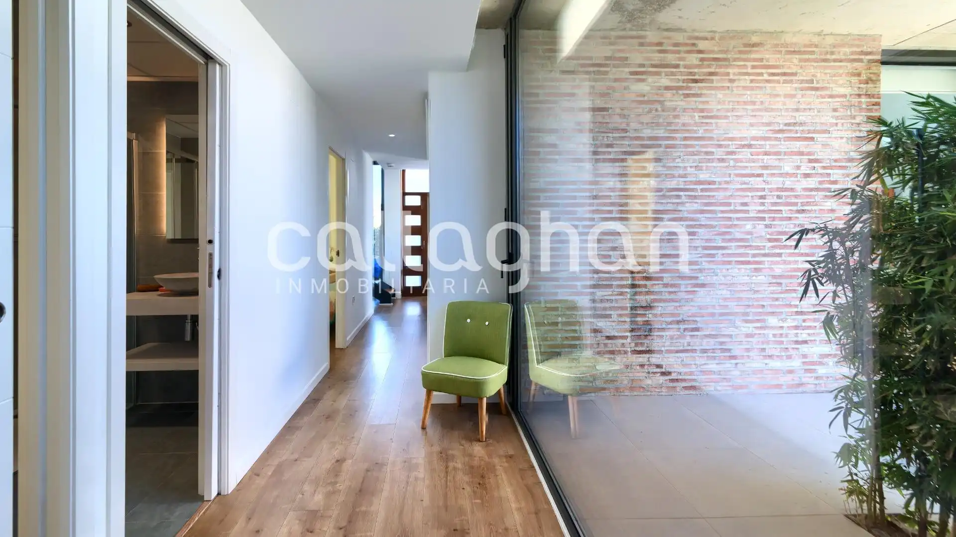 Houses for sale in L'Eliana  with Air Conditioner, Heating and Private garden