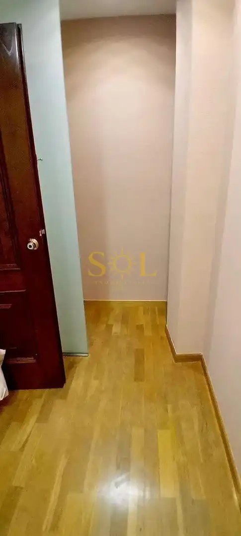 Office space with terrace for sale in Calle Covadonga, imagen 14
