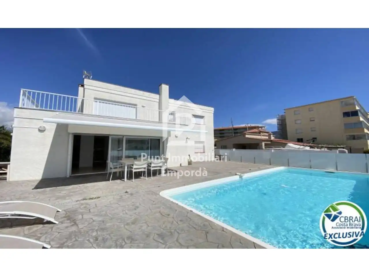 Casa amb piscina en venda a Cap Llarg, imagen 3