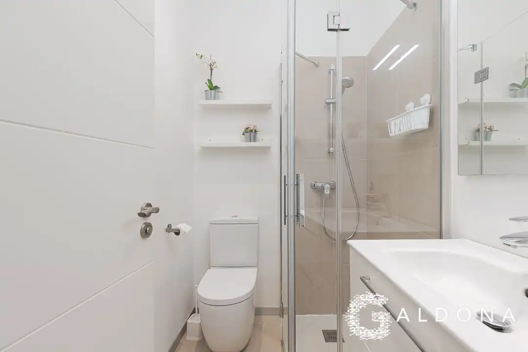 Baño de Piso en venta en Donostia - San Sebastián  con Aire acondicionado, Calefacción y Terraza