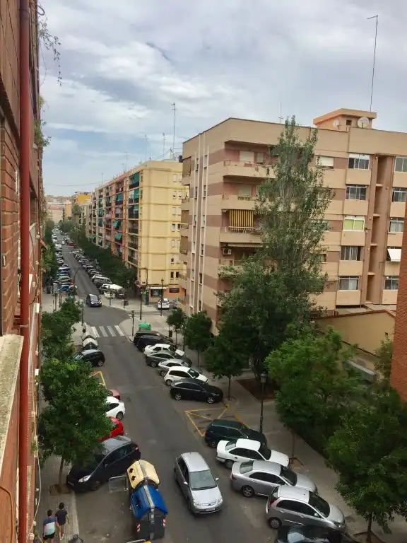 Außenansicht von Wohnung zur Miete in Valencia mit Klimaanlage, Heizung und Abstellraum