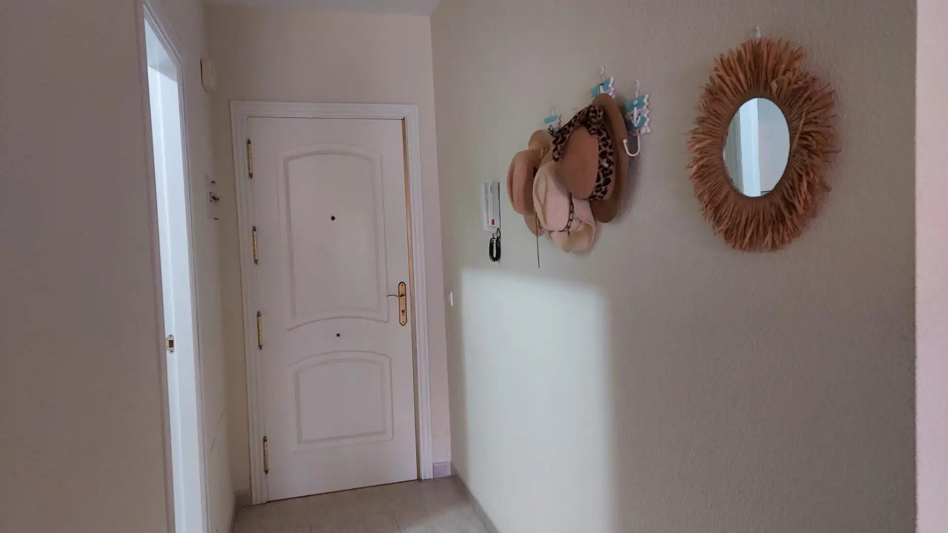 Pis en venda a Calle BRISTOL (C), Aguadulce Sur