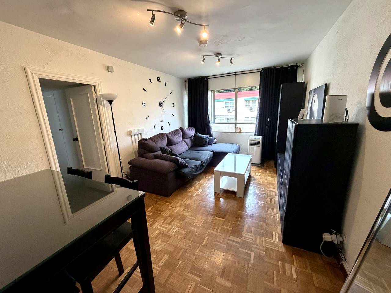 Living room of Flat to rent in  Madrid Capital  with Heating and Furnished