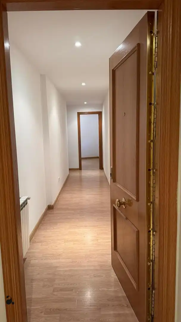 Piso en venta en Navalagamella con Calefacción, Terraza y Amueblado