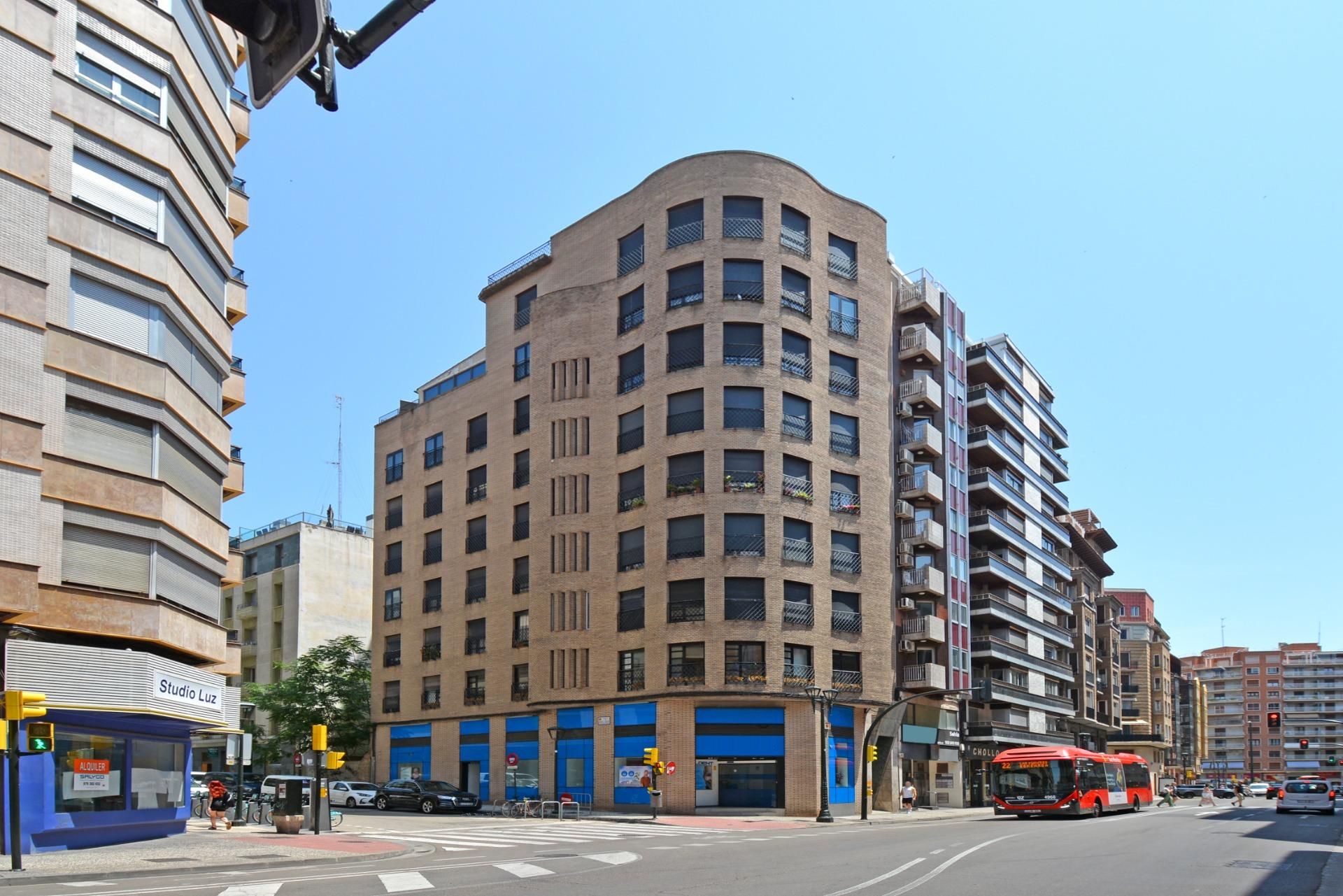 Außenansicht von Wohnung zur Miete in  Zaragoza Capital mit Klimaanlage, Möbliert und Balkon