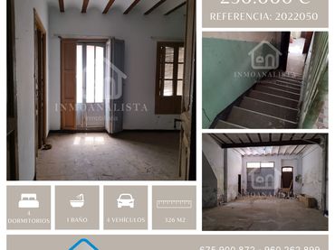 Casa amb balcó en venda a Calle de García Montes
