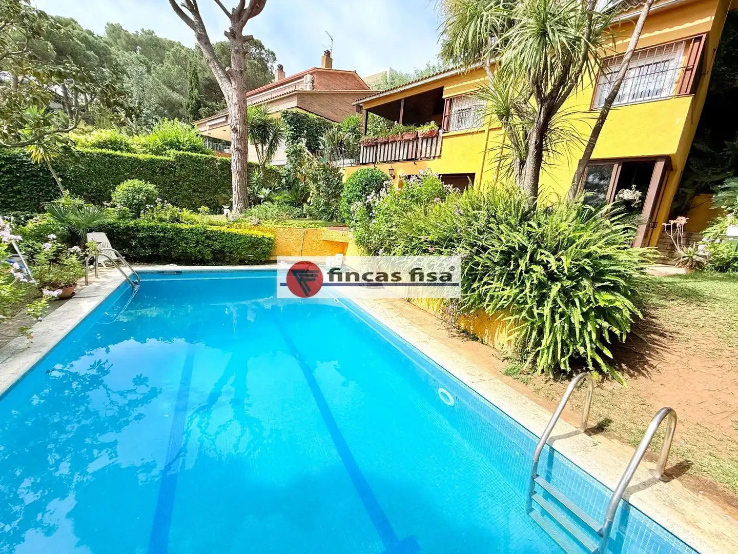 House with pool for sale in Premià de Dalt