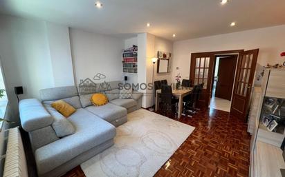 Living room of Flat for sale in Ourense Capital   with Heating, Storage room and Furnished