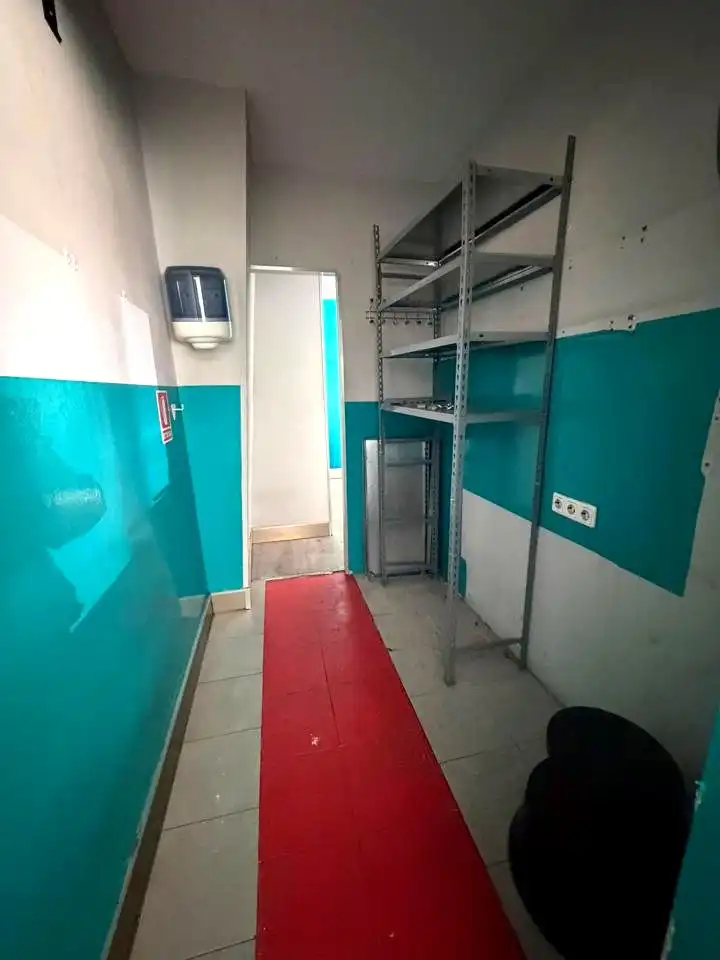 Geschaftsraum zur Miete in Condequinto
