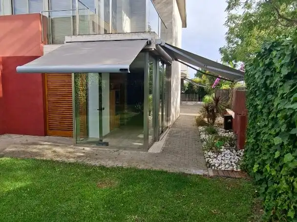 Casa aparellada amb piscina en venda a Av Mas Clariana 78, imagen 4