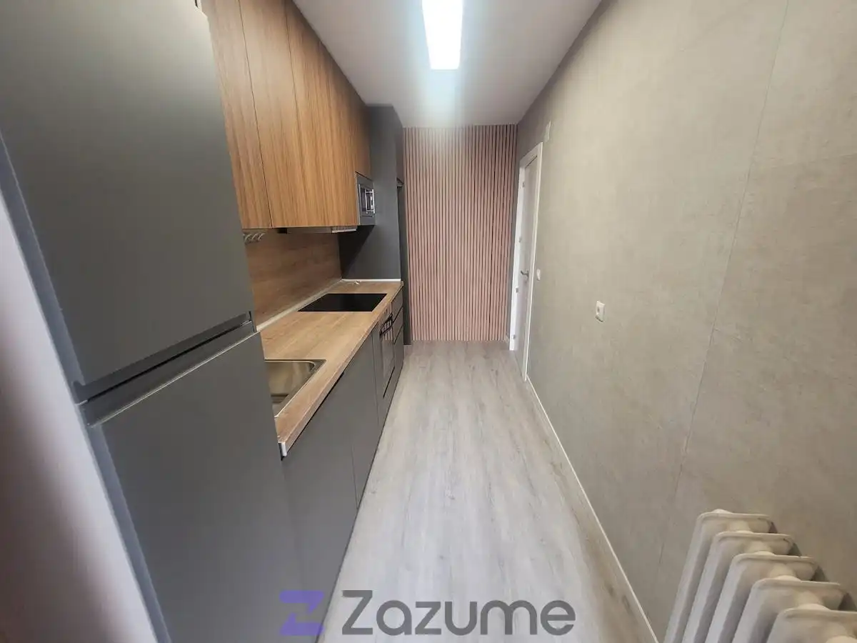 Kitchen of Flat for rent in Valladolid  with Heating, Parquet flooring and Terrace