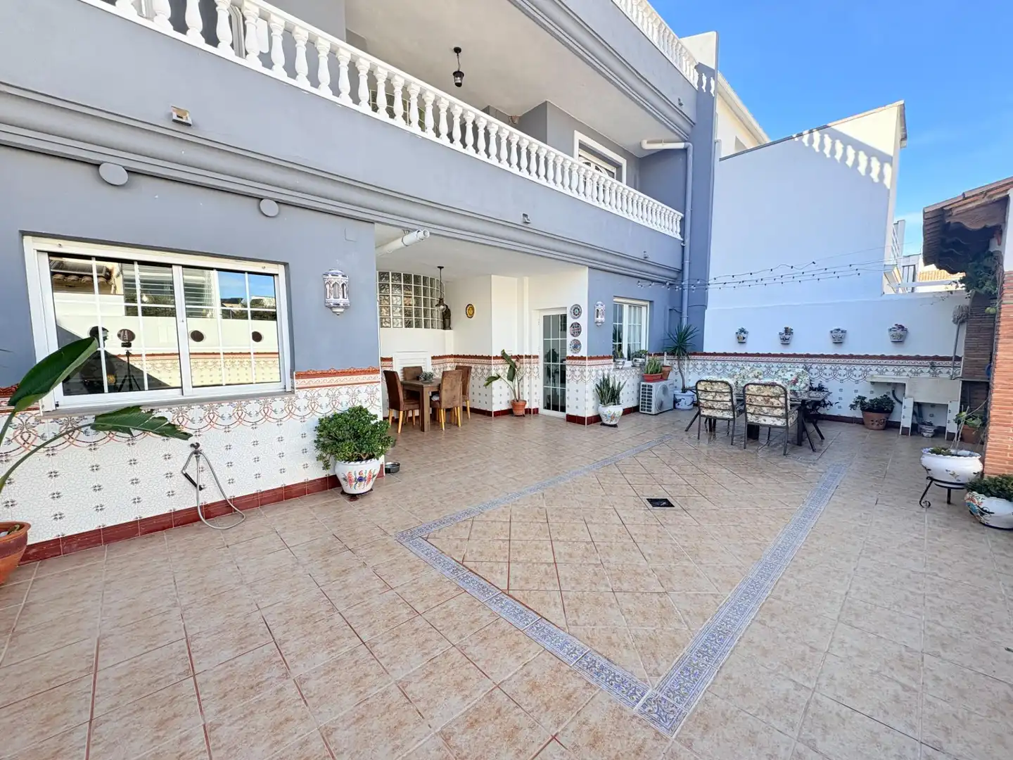 Chalet con terraza en venta en Calle Cronista pareja, imagen 2