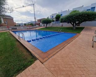 Piscina de Casa adosada en venda en Alcanar amb Aire condicionat, Terrassa i Piscina