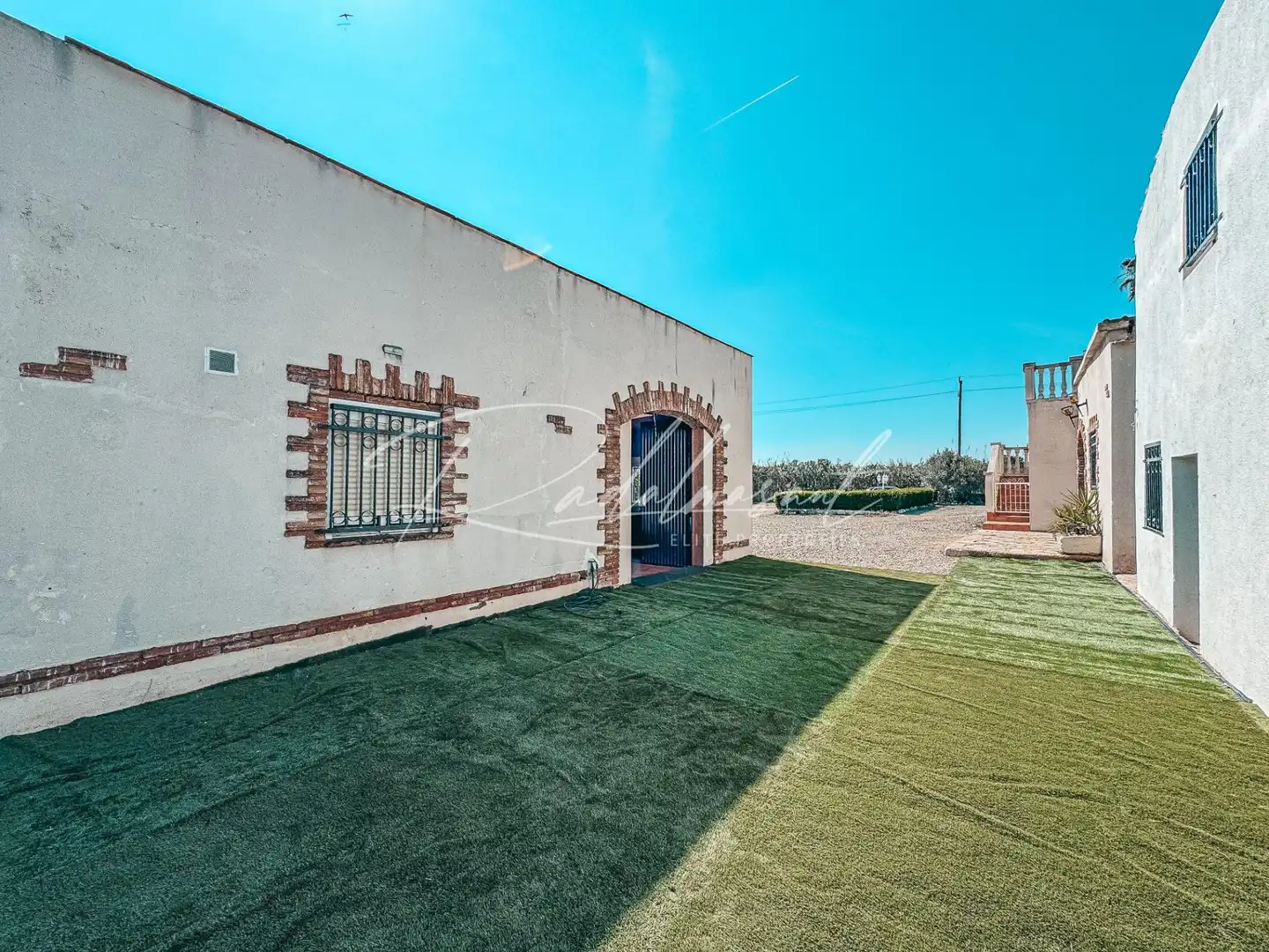 Exterior view of Houses for sale in Reus  with Air Conditioner, Swimming Pool and Furnished