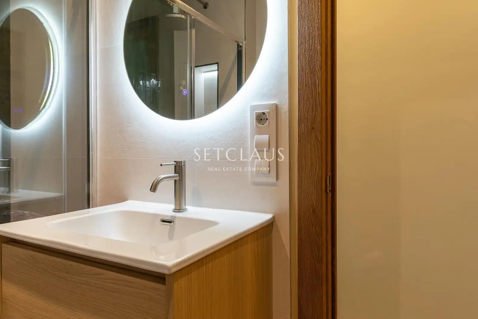 Baño de Piso en venta en Barcelona con Aire acondicionado, Calefacción y Parquet