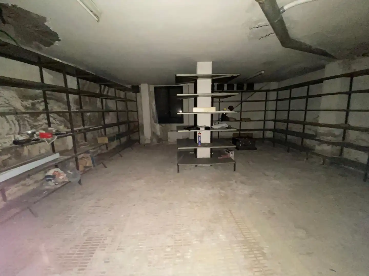 Local comercial en venta en Carrer Nogueres 1, imagen 25
